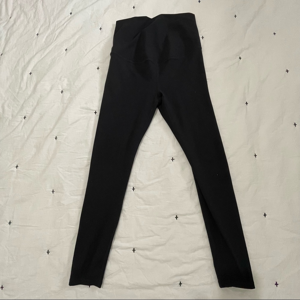 FABLETICS maternity leggins. Size M